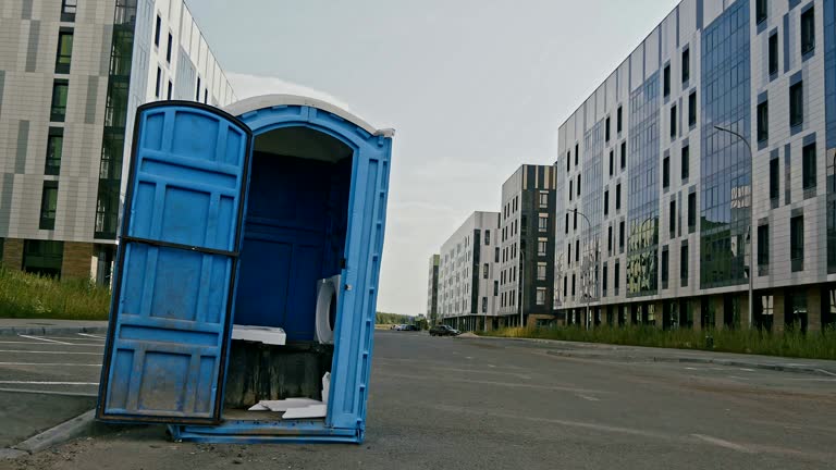 Portable Restroom Setup and Delivery in Santa Venetia, CA